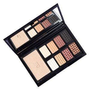 Eyeshadow pro palette